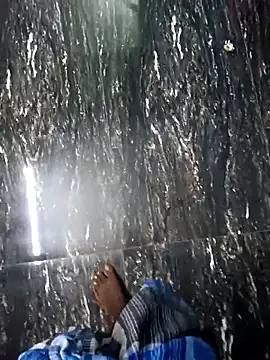 Snapshot of dolphiinn chatting on November 28, 2025, 1:33 pm dolphiinn online show from November 28, 2025, 1:33 pm