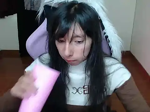 Snapshot of ScarlettShirahoshi chatting on November 10, 2025, 5:40 pm ScarlettShirahoshi online show from November 10, 2025, 5:40 pm