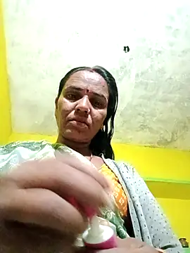 Pinky12A online show from November 13, 2025, 11:08 pm