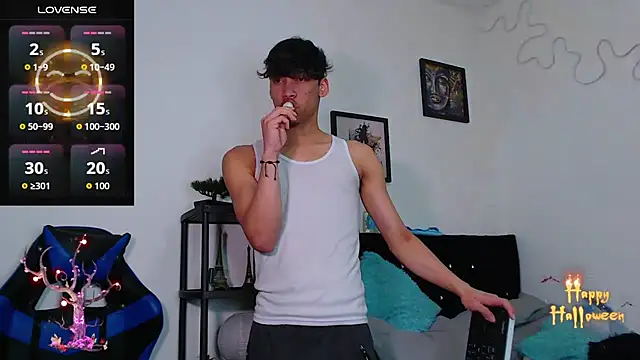 Snapshot of Gael_Jones chatting on October 27, 2025, 5:41 am Gael Jones online show from October 27, 2025, 5:41 am