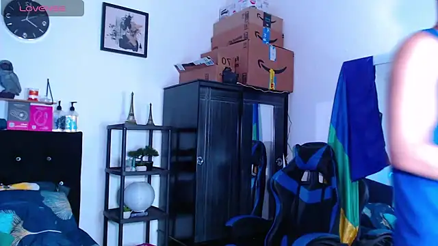 Snapshot of Gael_Jones chatting on October 7, 2025, 1:56 pm Gael Jones online show from October 7, 2025, 1:56 pm