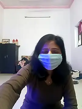 BITEXBABYlove online show from February 5, 2026, 5:03 am