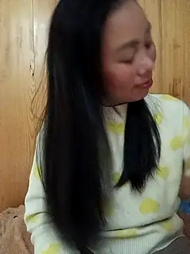 Snapshot of LyyChac chatting on December 14, 2025, 11:49 am LyyChac online show from December 14, 2025, 11:49 am