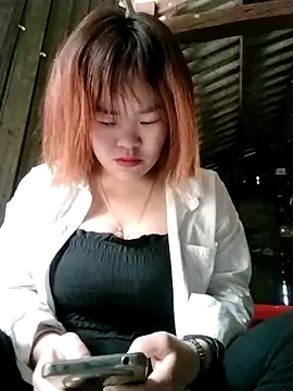 Snapshot of sukabae00 chatting on March 21, 2026, 12:01 am sukabae00 online show from March 21, 2026, 12:01 am