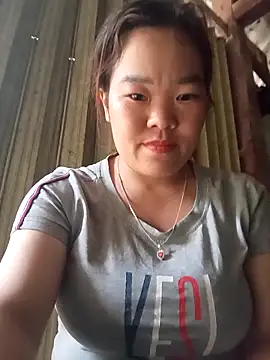 sukabae00 online show from May 4, 2026, 10:18 am