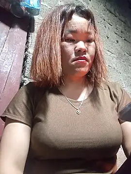 sukabae00 online show from May 2, 2026, 1:16 pm