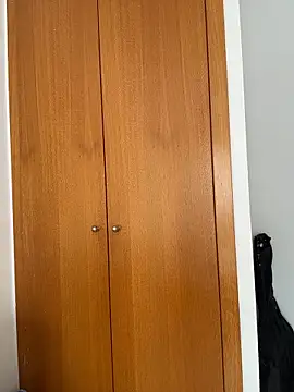 TenderLaGlamor online show from March 6, 2026, 11:38 am