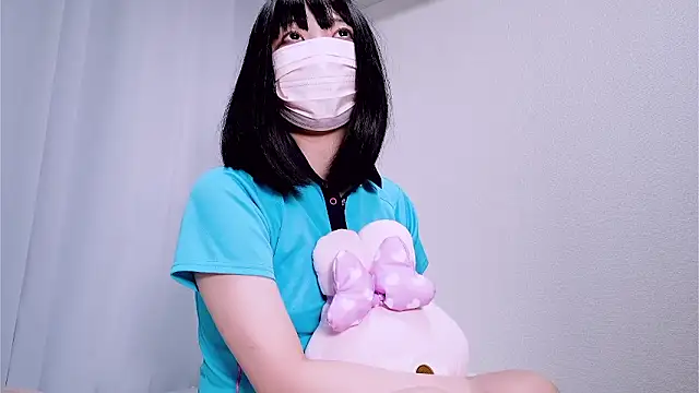 shi-chan-japan online show from October 2, 2025, 4:05 am