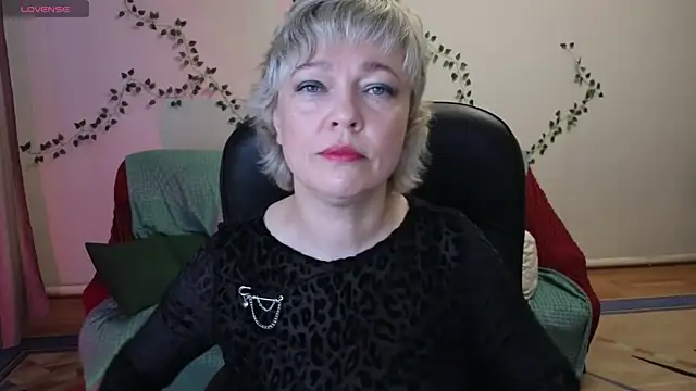 Snapshot of Rosette_Pricky chatting on April 15, 2026, 3:27 pm Rosette Pricky online show from April 15, 2026, 3:27 pm
