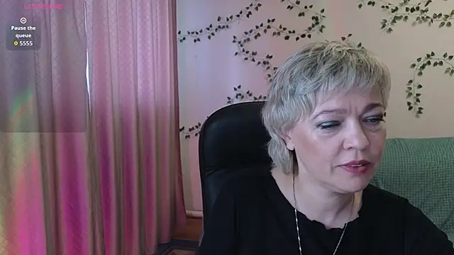 Snapshot of Rosette_Pricky chatting on April 17, 2026, 3:04 pm Rosette Pricky online show from April 17, 2026, 3:04 pm