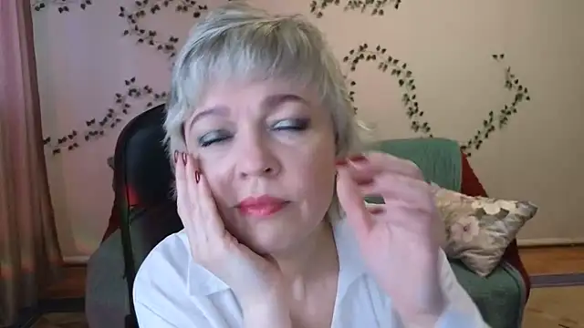 Snapshot of Rosette_Pricky chatting on April 10, 2026, 2:57 pm Rosette Pricky online show from April 10, 2026, 2:57 pm