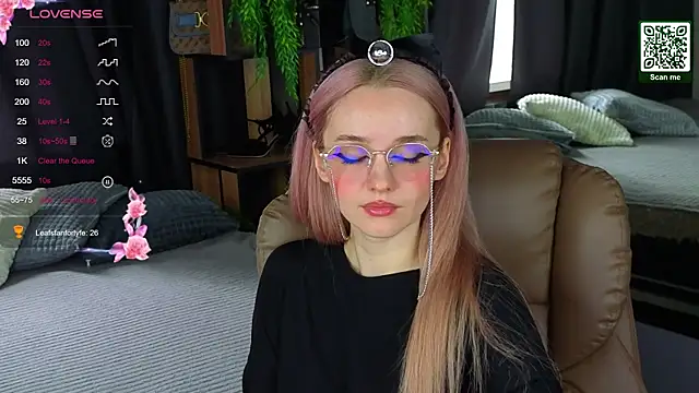 Snapshot of exxxcore_ chatting on October 14, 2025, 6:03 am exxxcore online show from October 14, 2025, 6:03 am