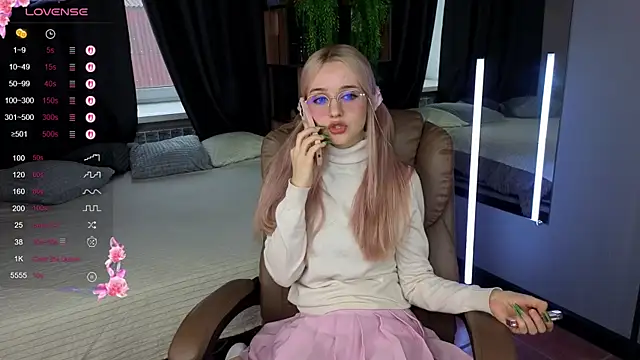 Snapshot of exxxcore_ chatting on October 26, 2025, 8:37 am exxxcore online show from October 26, 2025, 8:37 am