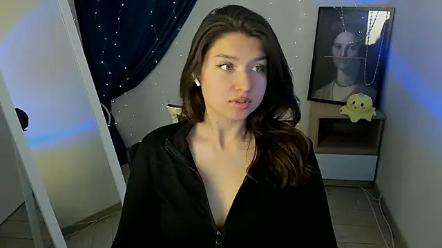 Sandra Curly online show from May 15, 2026, 12:58 pm