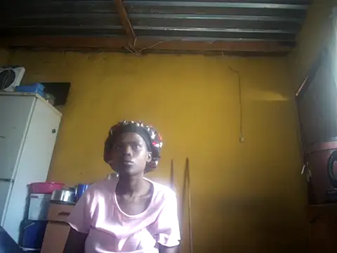 Caramelchick01 online show from September 27, 2025, 7:03 am