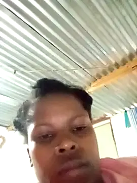 Caramelchick01 online show from October 15, 2025, 4:33 am