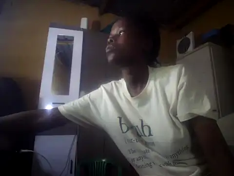 Caramelchick01 online show from October 29, 2025, 6:23 am