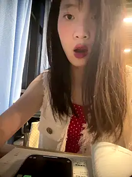 littleqiu online show from September 22, 2025, 11:16 am