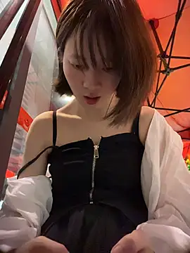 Snapshot of littleqiu chatting on July 18, 2026, 12:36 pm littleqiu online show from July 18, 2026, 12:36 pm