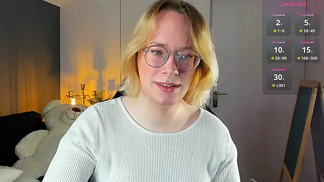 Snapshot of Amanda_Butlerr chatting on November 2, 2025, 2:33 pm Amanda Butlerr online show from November 2, 2025, 2:33 pm