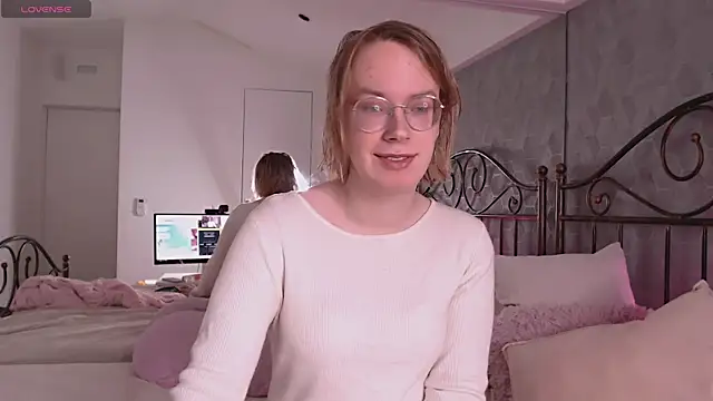 Snapshot of Amanda_Butlerr chatting on September 26, 2025, 8:16 pm Amanda Butlerr online show from September 26, 2025, 8:16 pm