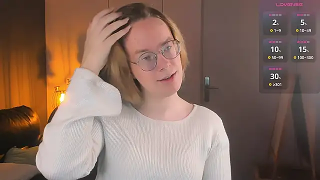 Snapshot of Amanda_Butlerr chatting on October 12, 2025, 9:43 am Amanda Butlerr online show from October 12, 2025, 9:43 am