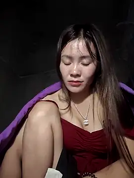 TinTim02 online show from April 30, 2026, 8:57 pm