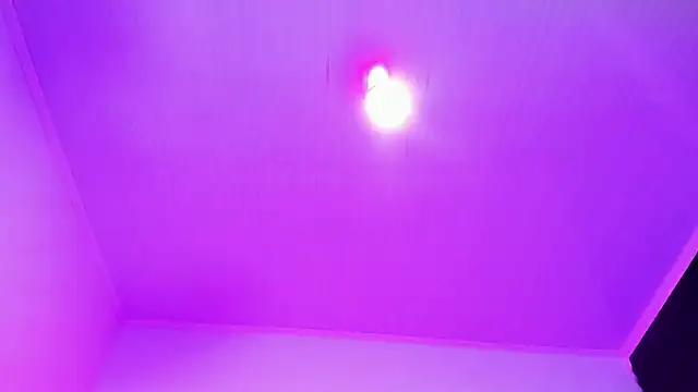 SagiraBelle online show from March 12, 2026, 5:39 pm