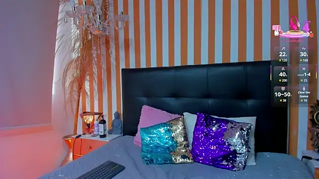 LunaToledo online show from January 19, 2026, 1:04 pm