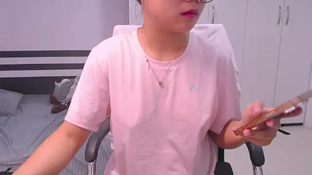 bunny b4nny online show from October 9, 2025, 5:30 am