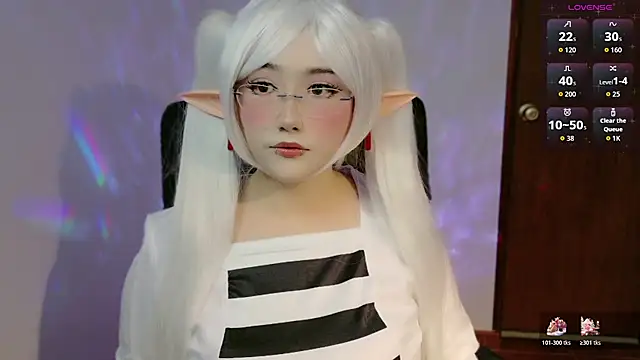 Livelle69 online show from November 8, 2025, 3:21 am