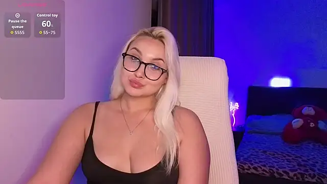 Snapshot of adrelaxina chatting on August 6, 2026, 8:59 pm adrelaxina online show from August 6, 2026, 8:59 pm