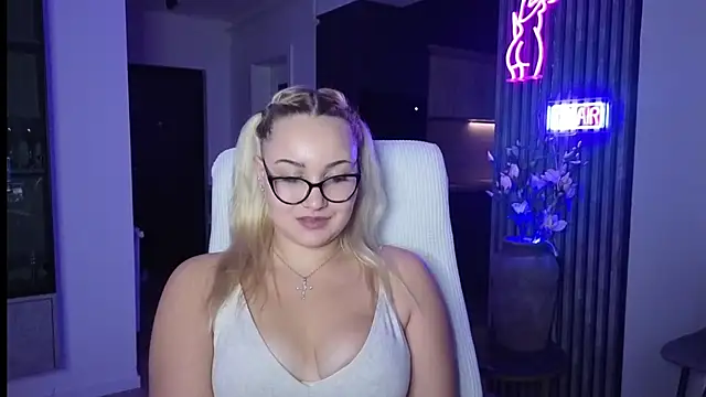 adrelaxina online show from October 29, 2025, 7:35 pm