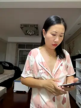 Snapshot of sushan_love chatting on September 28, 2025, 2:24 pm sushan love online show from September 28, 2025, 2:24 pm