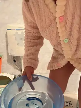 Snapshot of sushan_love chatting on December 15, 2025, 2:01 pm sushan love online show from December 15, 2025, 2:01 pm