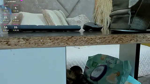 Snapshot of Brunnette_Sensation chatting on November 27, 2025, 6:30 pm Brunnette Sensation online show from November 27, 2025, 6:30 pm