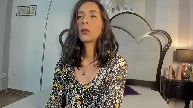 Snapshot of MiaAmore_ chatting on April 2, 2026, 2:46 pm MiaAmore online show from April 2, 2026, 2:46 pm