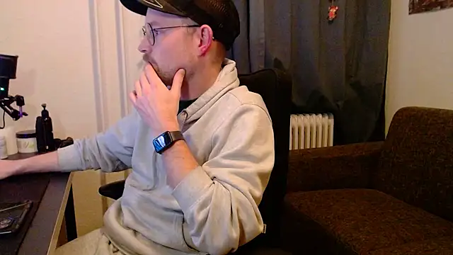 Snapshot of ChefDeLust chatting on December 18, 2025, 3:49 pm ChefDeLust online show from December 18, 2025, 3:49 pm