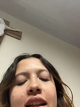 Snapshot of destiny69col chatting on October 8, 2025, 12:45 am destiny69col online show from October 8, 2025, 12:45 am