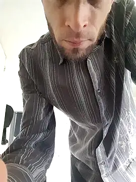 Snapshot of Kinshasa95 chatting on February 8, 2026, 10:02 am Kinshasa95 online show from February 8, 2026, 10:02 am