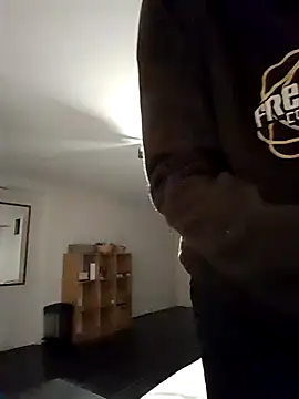 Snapshot of Kinshasa95 chatting on February 16, 2026, 6:23 am Kinshasa95 online show from February 16, 2026, 6:23 am