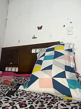 Snapshot of mily_09 chatting on April 27, 2026, 6:50 pm mily 09 online show from April 27, 2026, 6:50 pm