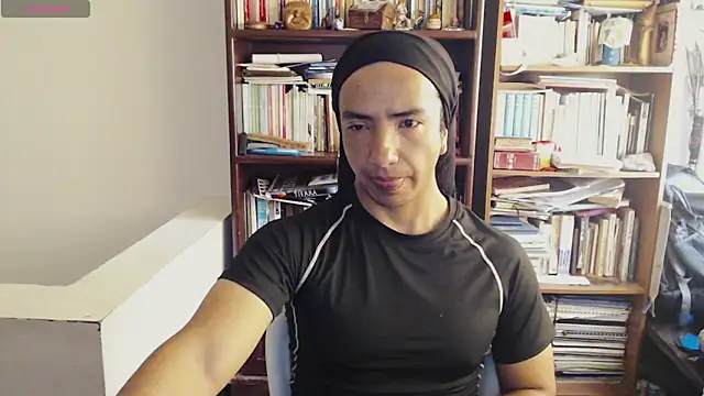 jhondick92 online show from September 28, 2025, 12:01 pm