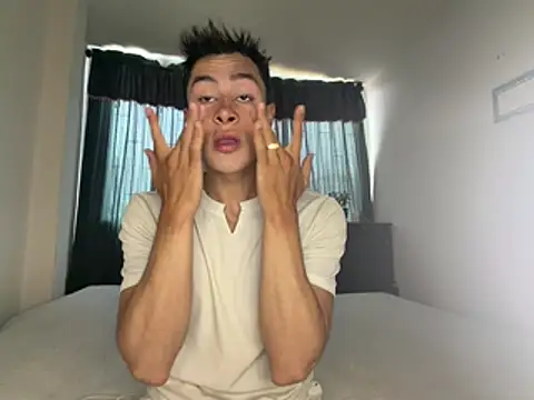 Snapshot of AustinJones_ chatting on July 23, 2026, 3:30 pm AustinJones online show from July 23, 2026, 3:30 pm