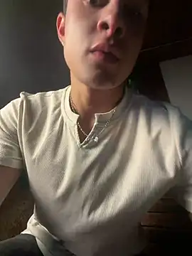 Snapshot of AustinJones_ chatting on July 11, 2026, 5:35 pm AustinJones online show from July 11, 2026, 5:35 pm