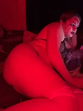 Snapshot of KissByKate chatting on November 1, 2025, 12:17 am KissByKate online show from November 1, 2025, 12:17 am