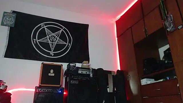 Diego  Barbarie   online show from May 15, 2026, 11:03 pm