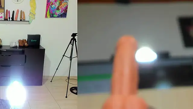 naomy funny online show from April 23, 2026, 11:05 am