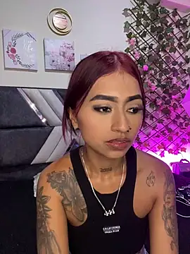 Snapshot of Dirty_isabella18 chatting on May 10, 2026, 10:11 pm Dirty isabella18 online show from May 10, 2026, 10:11 pm