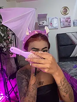 Snapshot of Dirty_isabella18 chatting on June 18, 2026, 5:40 pm Dirty isabella18 online show from June 18, 2026, 5:40 pm
